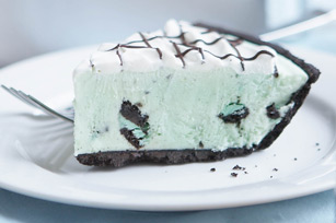 Chocolate-Mint-Grasshopper_Pie